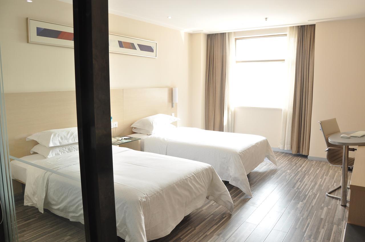 City Comfort Inn Wuhan Caidian Square Bagian luar foto