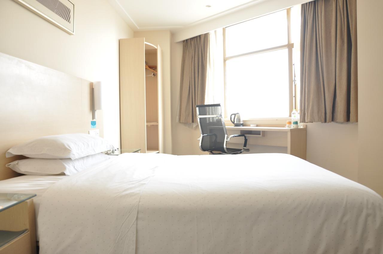 City Comfort Inn Wuhan Caidian Square Bagian luar foto